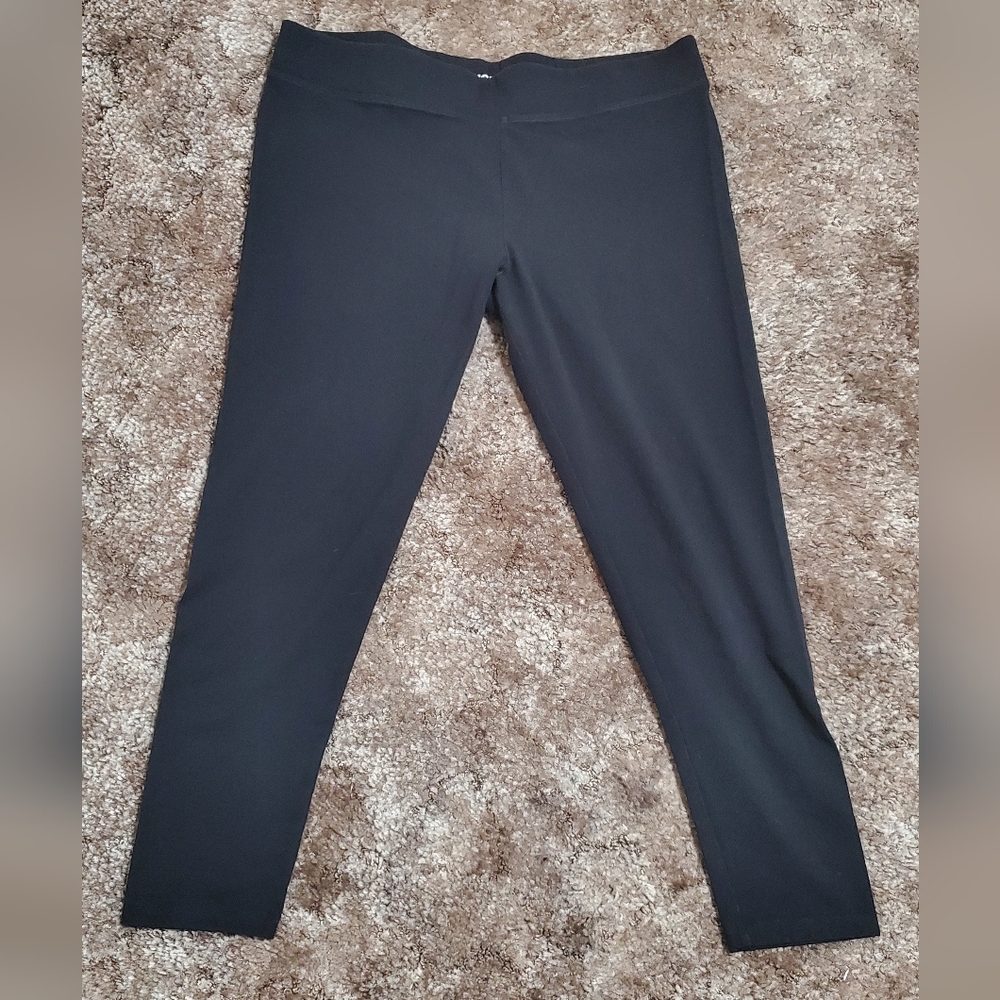 Sonoma Women's Classic Black Leggings